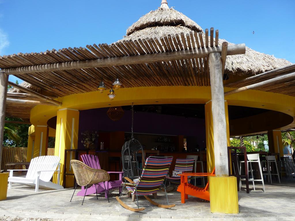 Blue Bay Beach Villa At Pool And Golfcourse Exteriör bild